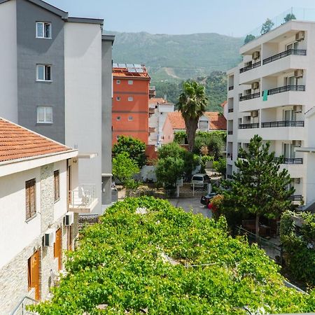 Guest House Buskovic Budva Extérieur photo