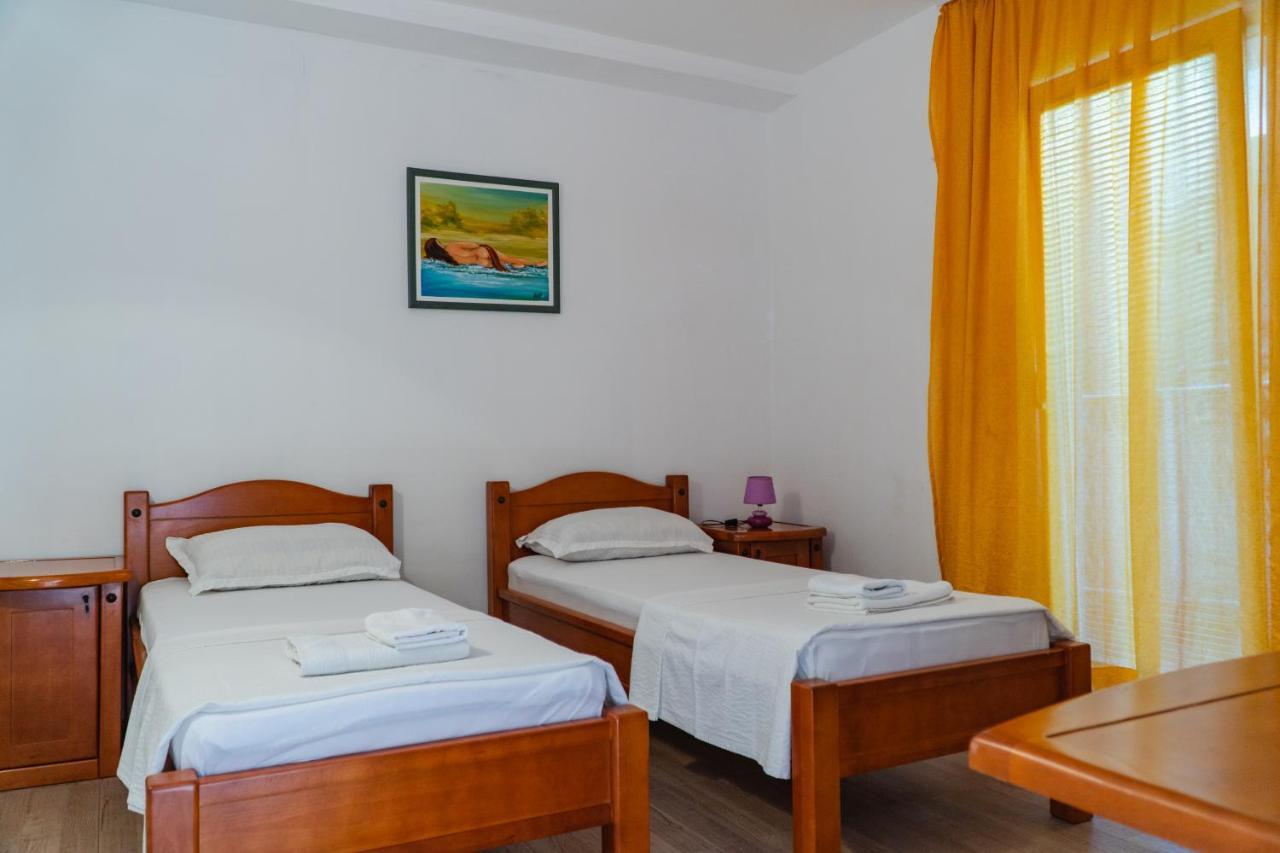 Guest House Buskovic Budva Extérieur photo
