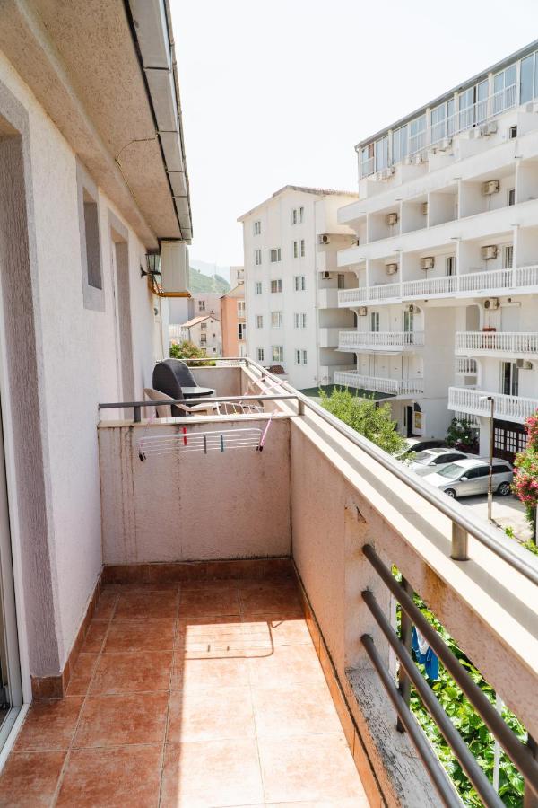 Guest House Buskovic Budva Extérieur photo