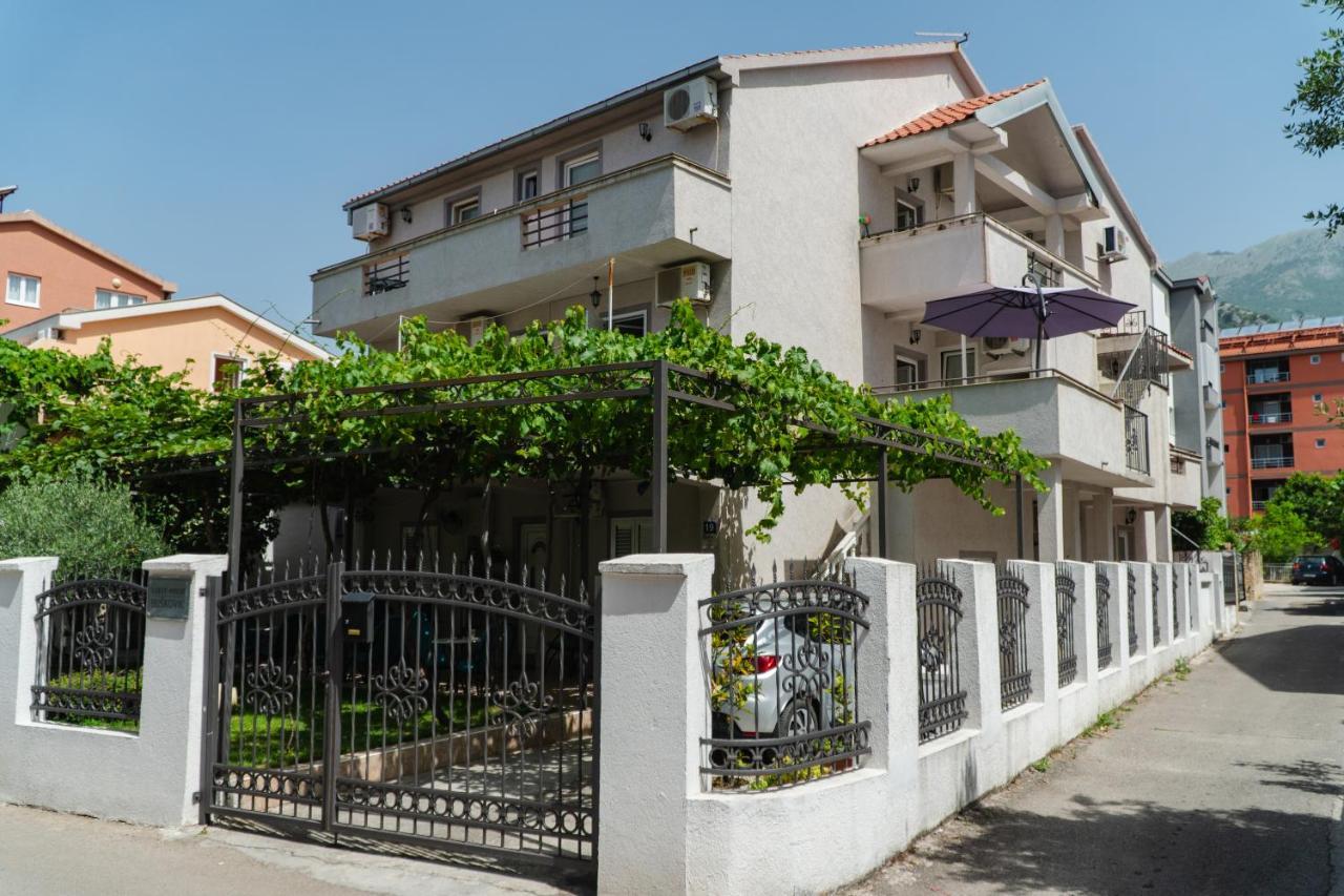 Guest House Buskovic Budva Extérieur photo